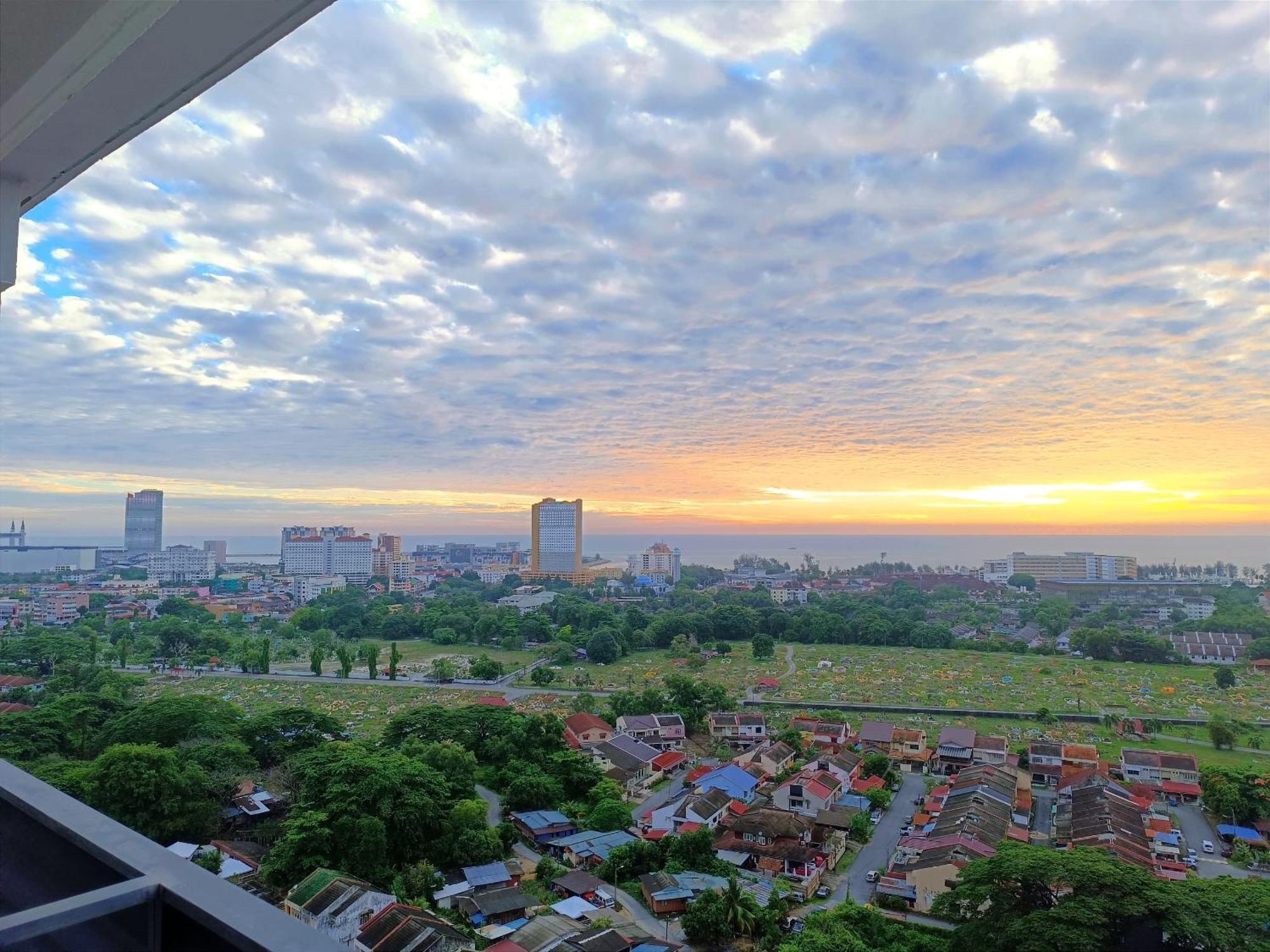 D'Luna Homestay Seaview I Sunrise View Kuala Terengganu Zewnętrze zdjęcie