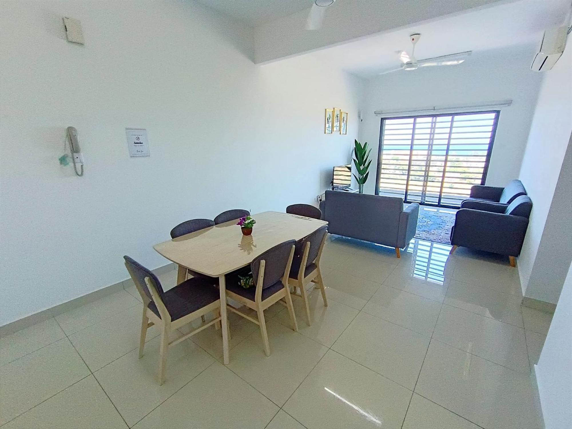 D'Luna Homestay Seaview I Sunrise View Kuala Terengganu Zewnętrze zdjęcie